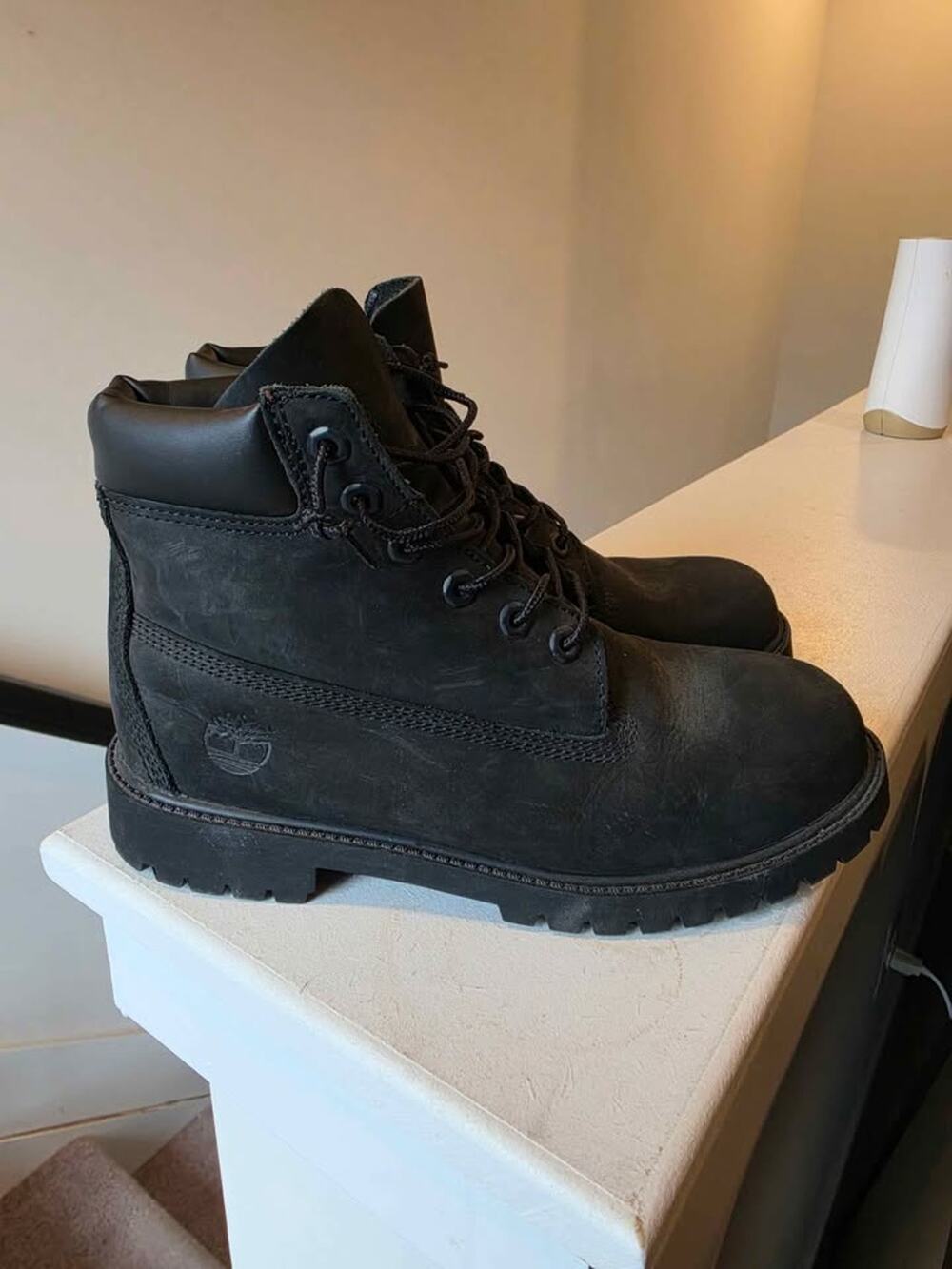 Timberland 6-Inch Premium Boots – Black – Size Men’s 7 / Women’s 9